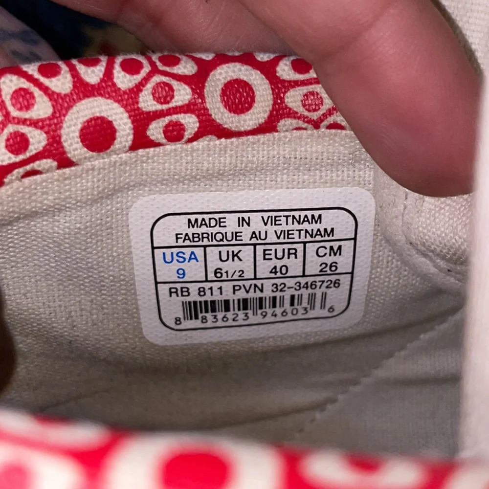 COPY - Fresh Classic & Retro Women’s Reebok HighTop Fold-Down Sneakers! - Picture 10 of 10